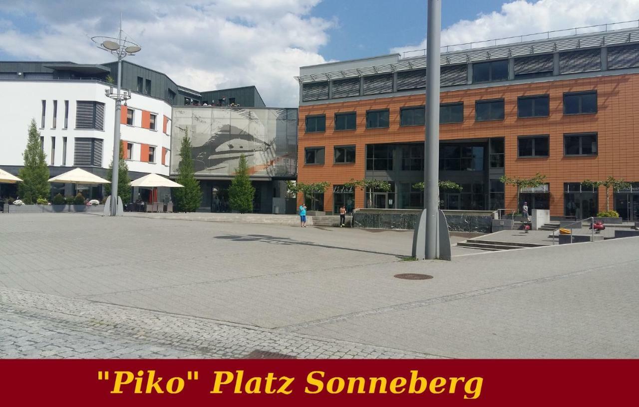 Pension Am Piko-Platz Sonneberg Buitenkant foto
